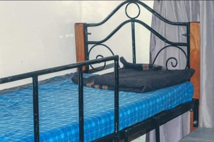 Pinkroses Gardens Hostel Найроби Экстерьер фото